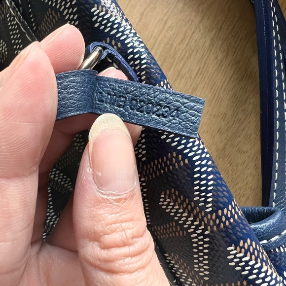 Brand New Never Worn Goyard St. Louis PM - Picture 7 of 9